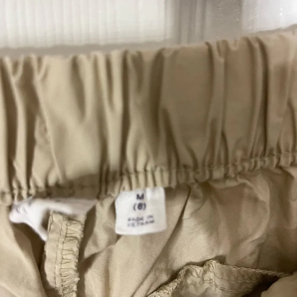 2 pairs of Gap joggers blue and khaki parachute pants size 8